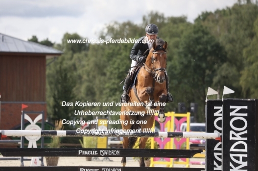 Preview philipp baumgart mit charly brown IMG_0111.jpg